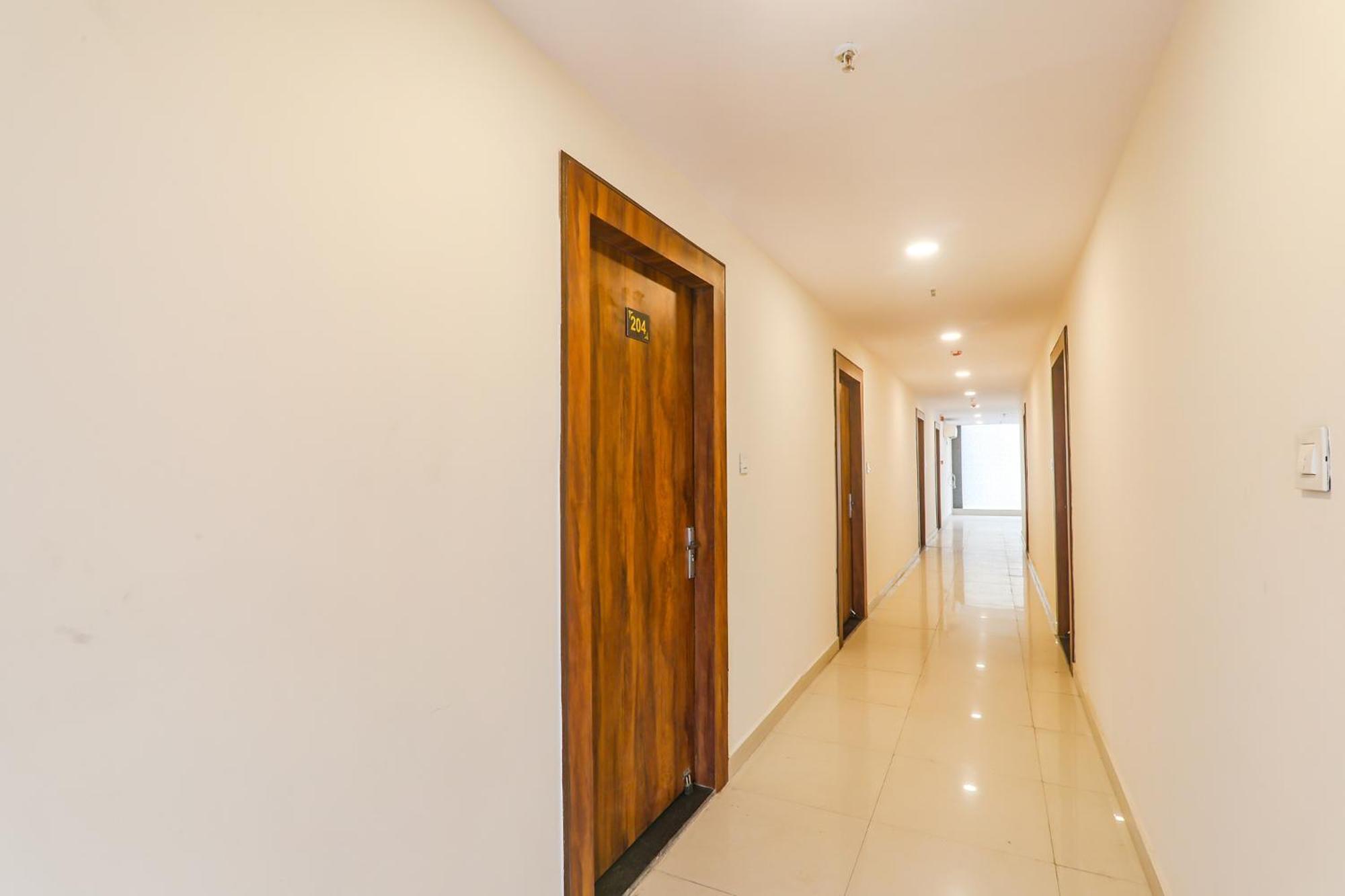 Fabhotel Rachna Palace And Banquets - Nr Lekhraj Metro Station Lucknow Exterior photo